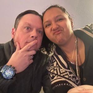 Meet your Posher, Joy